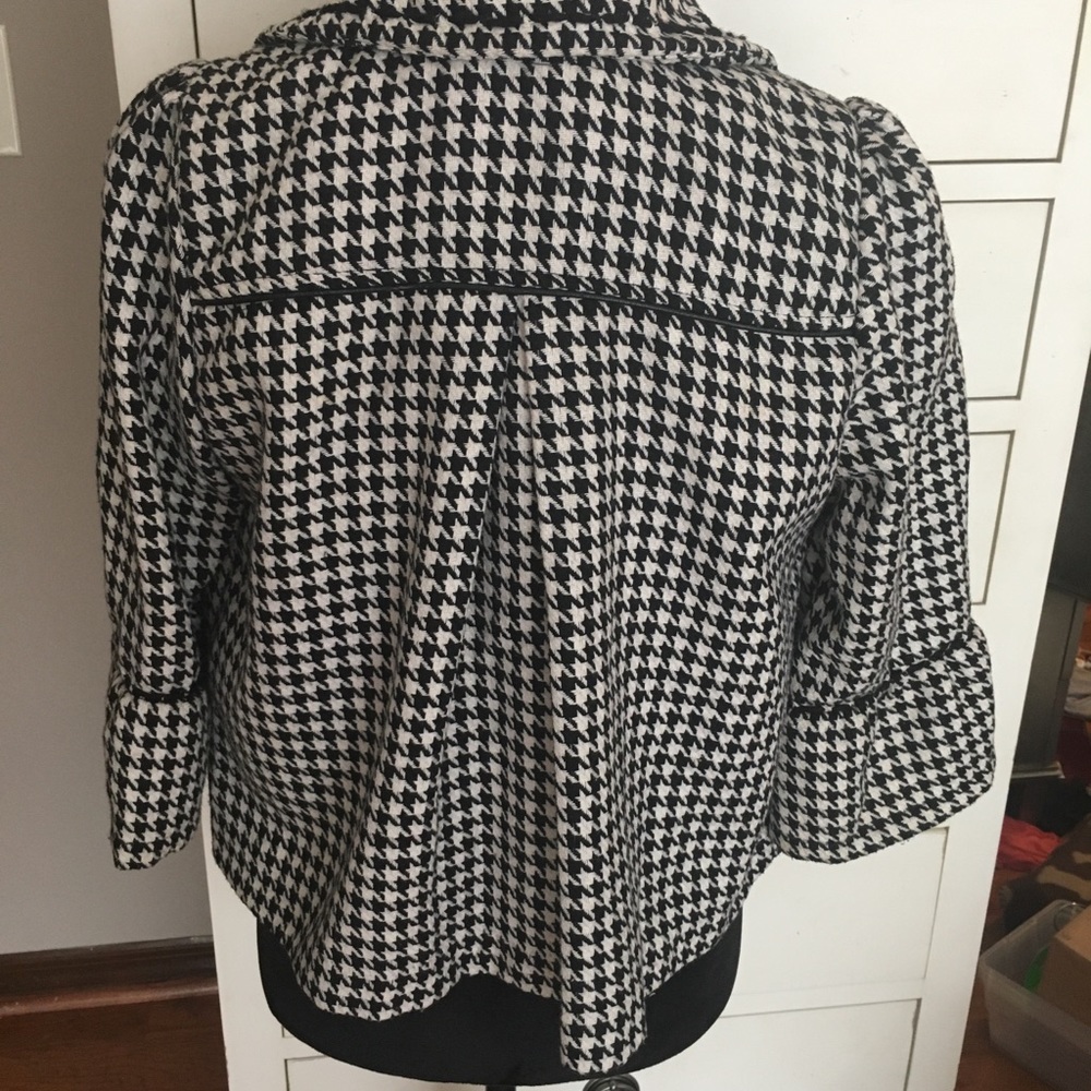 Houndstooth Cropped Jacket - Picture 6 of 8
